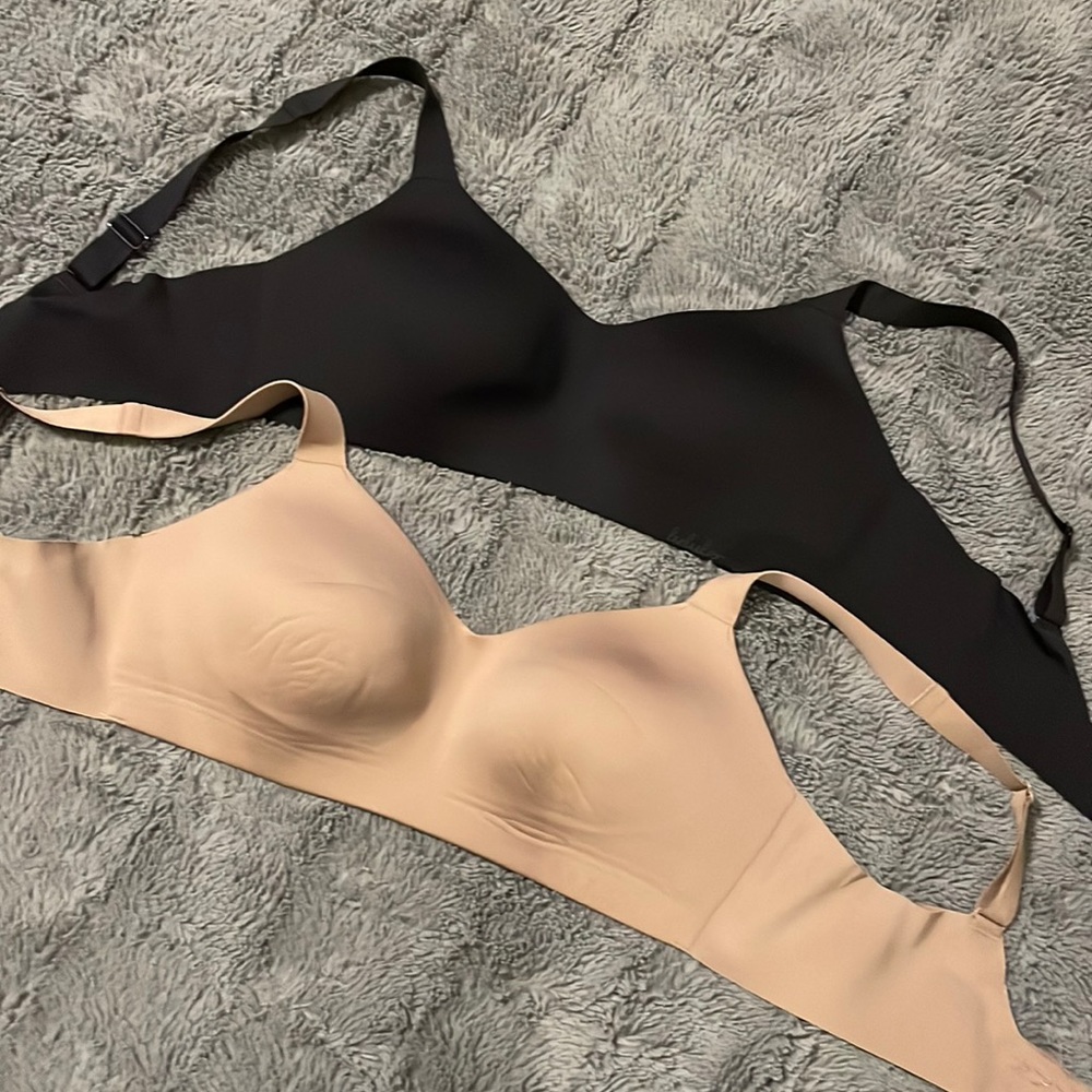 Lululemon bundle - Hold True bras